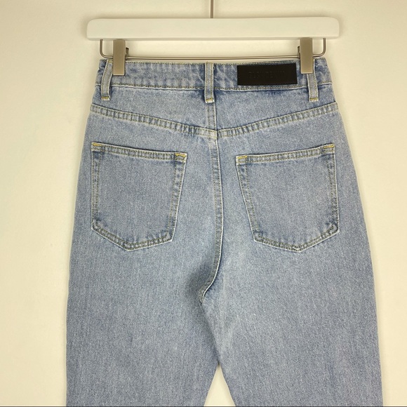BLCK DENIM High Waisted Mom Jeans - Picture 3 of 8